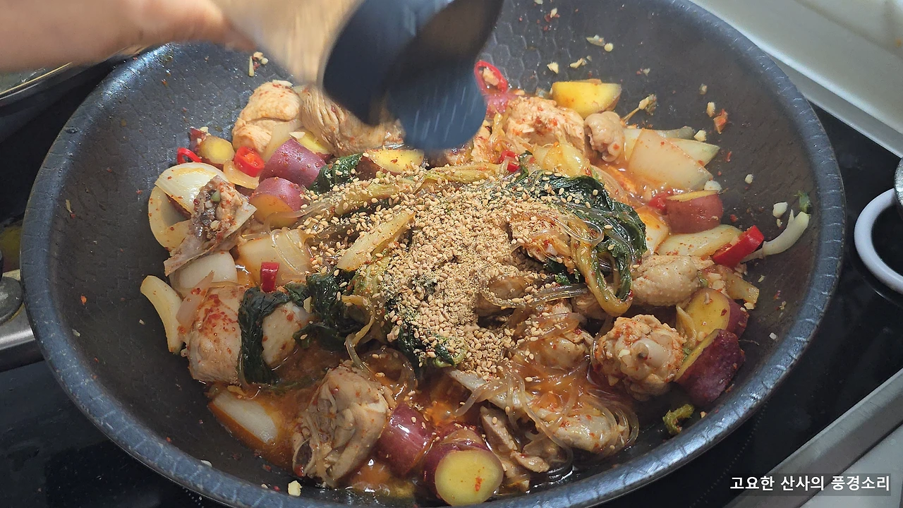 img.png?credential=yqXZFxpELC7KVnFOS48ylbz2pIh7yKj8&expires=1769871599&allow_ip=&allow_referer=&signature=jSlBORB6r%2BGuvNrpWWmXkV%2BZHxM%3D