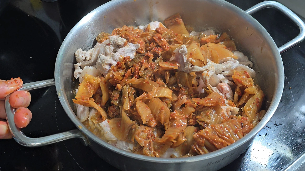 img.jpg?credential=yqXZFxpELC7KVnFOS48ylbz2pIh7yKj8&expires=1769871599&allow_ip=&allow_referer=&signature=xH4ZXN%2FPsj06sEVRIbYPt%2B2Fx68%3D