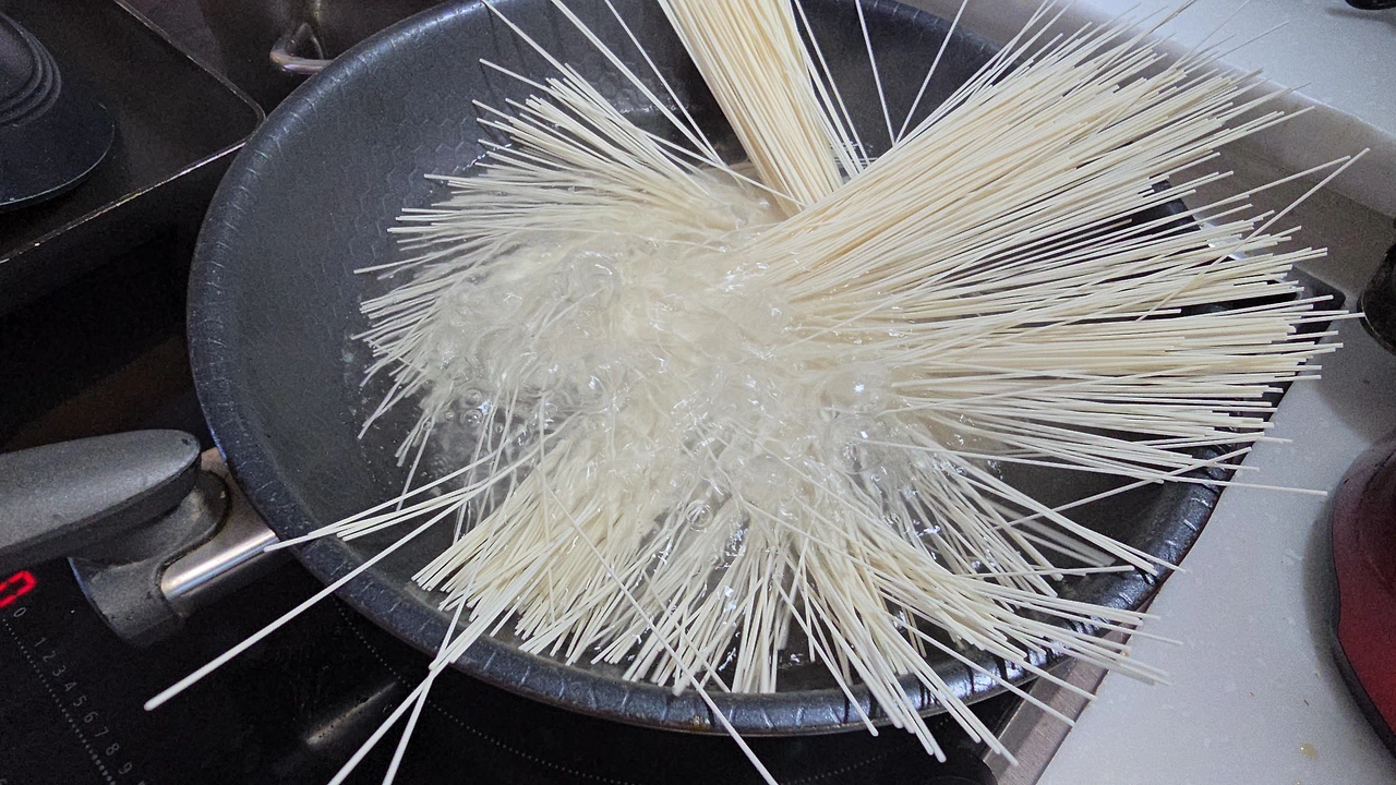 img.jpg?credential=yqXZFxpELC7KVnFOS48ylbz2pIh7yKj8&expires=1772290799&allow_ip=&allow_referer=&signature=8LN6LU0ls%2Friea%2FBmLsculwxqlY%3D