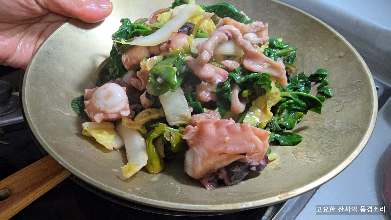 img.png?credential=yqXZFxpELC7KVnFOS48ylbz2pIh7yKj8&expires=1774969199&allow_ip=&allow_referer=&signature=oFV5%2BLlJbj5eFQT2wuUUd667D5o%3D