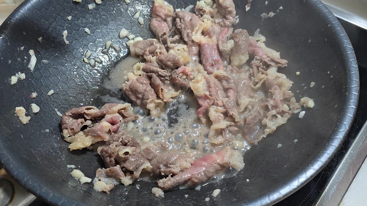 img.jpg?credential=yqXZFxpELC7KVnFOS48ylbz2pIh7yKj8&expires=1772290799&allow_ip=&allow_referer=&signature=BWvNx8GYb11xTORgbYzT69LdRaU%3D