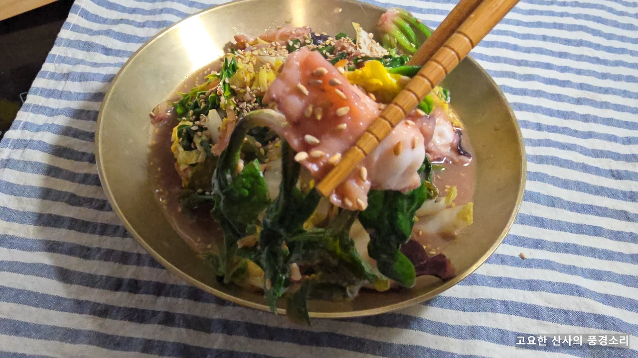 img.png?credential=yqXZFxpELC7KVnFOS48ylbz2pIh7yKj8&expires=1774969199&allow_ip=&allow_referer=&signature=02s88um7whVmlfQ6rniUIewFXRo%3D