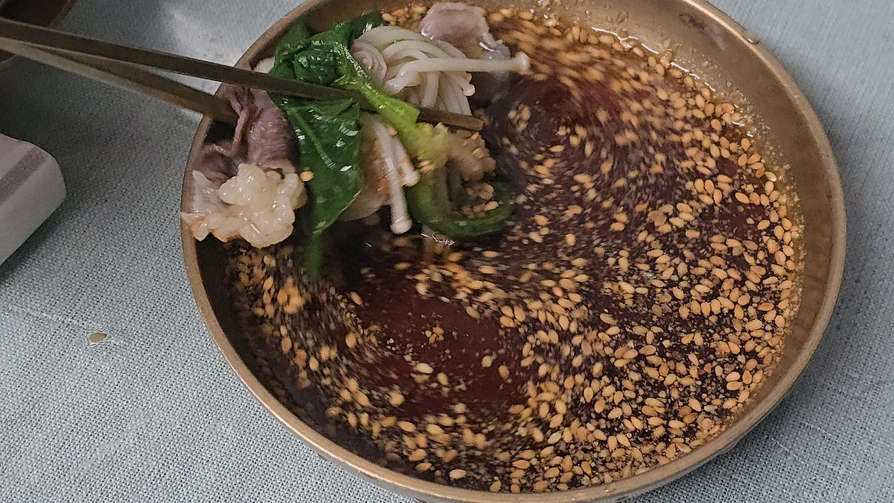 img.jpg?credential=yqXZFxpELC7KVnFOS48ylbz2pIh7yKj8&expires=1772290799&allow_ip=&allow_referer=&signature=PruJ6OeZWsX8uSE%2FlCOyjd9tHG4%3D