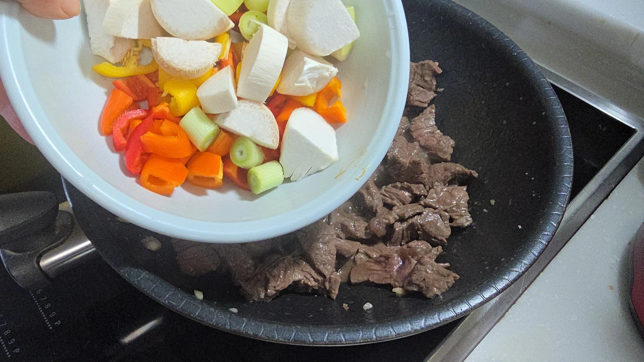 img.jpg?credential=yqXZFxpELC7KVnFOS48ylbz2pIh7yKj8&expires=1772290799&allow_ip=&allow_referer=&signature=xt2TdTu4PMRk9e75taQIrIkQPHI%3D