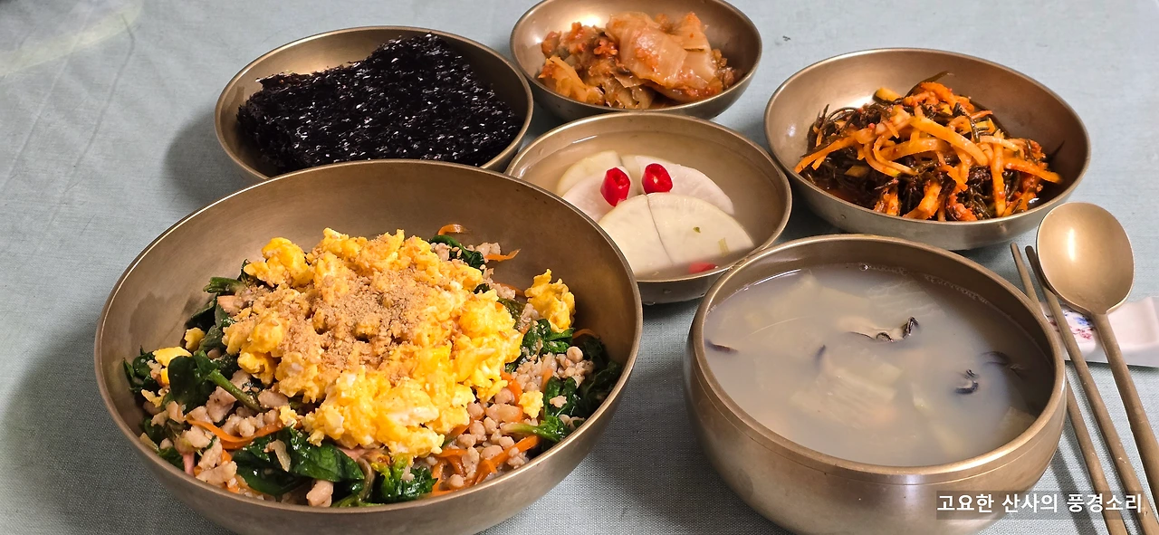 img.png?credential=yqXZFxpELC7KVnFOS48ylbz2pIh7yKj8&expires=1769871599&allow_ip=&allow_referer=&signature=ZAqO7Rde1ZGjvLVft2vIBunzLlU%3D