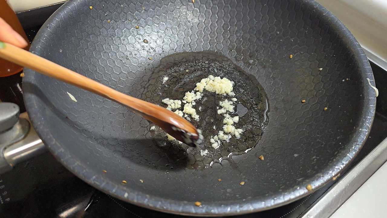 img.jpg?credential=yqXZFxpELC7KVnFOS48ylbz2pIh7yKj8&expires=1774969199&allow_ip=&allow_referer=&signature=AnjsBPaeRZi35%2B1OD4ZboGQUrx4%3D