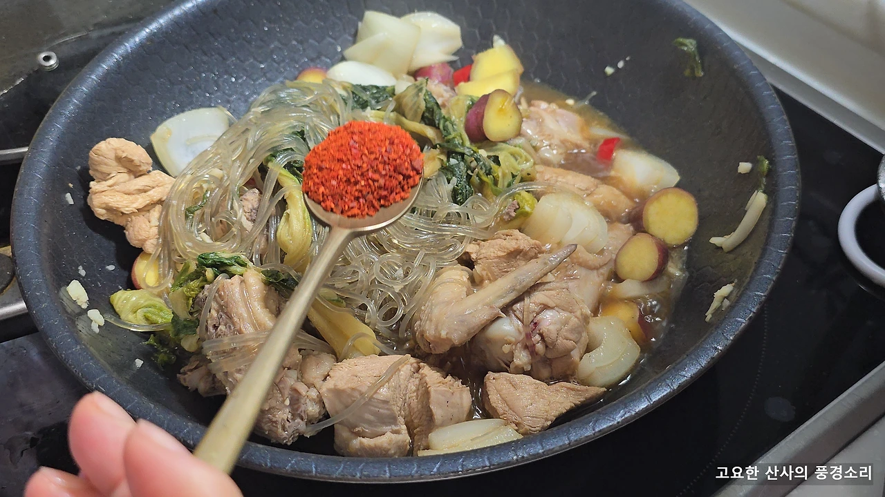 img.png?credential=yqXZFxpELC7KVnFOS48ylbz2pIh7yKj8&expires=1769871599&allow_ip=&allow_referer=&signature=5qGlcaCDlPhXCEdITxQ3CYzPstY%3D