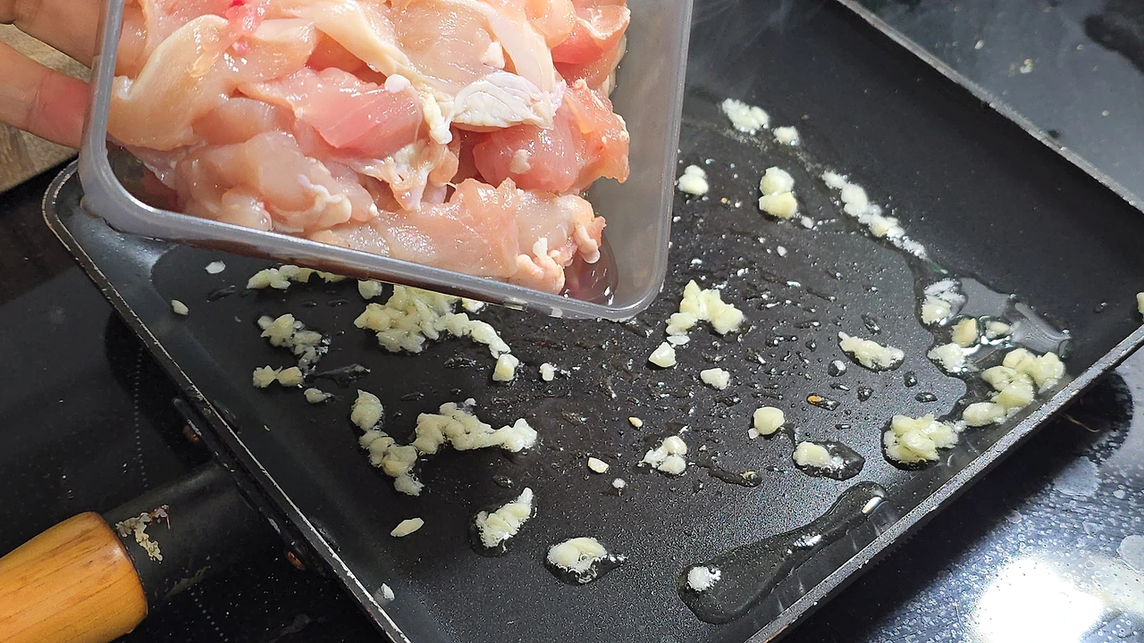 img.jpg?credential=yqXZFxpELC7KVnFOS48ylbz2pIh7yKj8&expires=1774969199&allow_ip=&allow_referer=&signature=zKFJ3BKy8Z4iCLFq1vRrh8%2BGdOU%3D