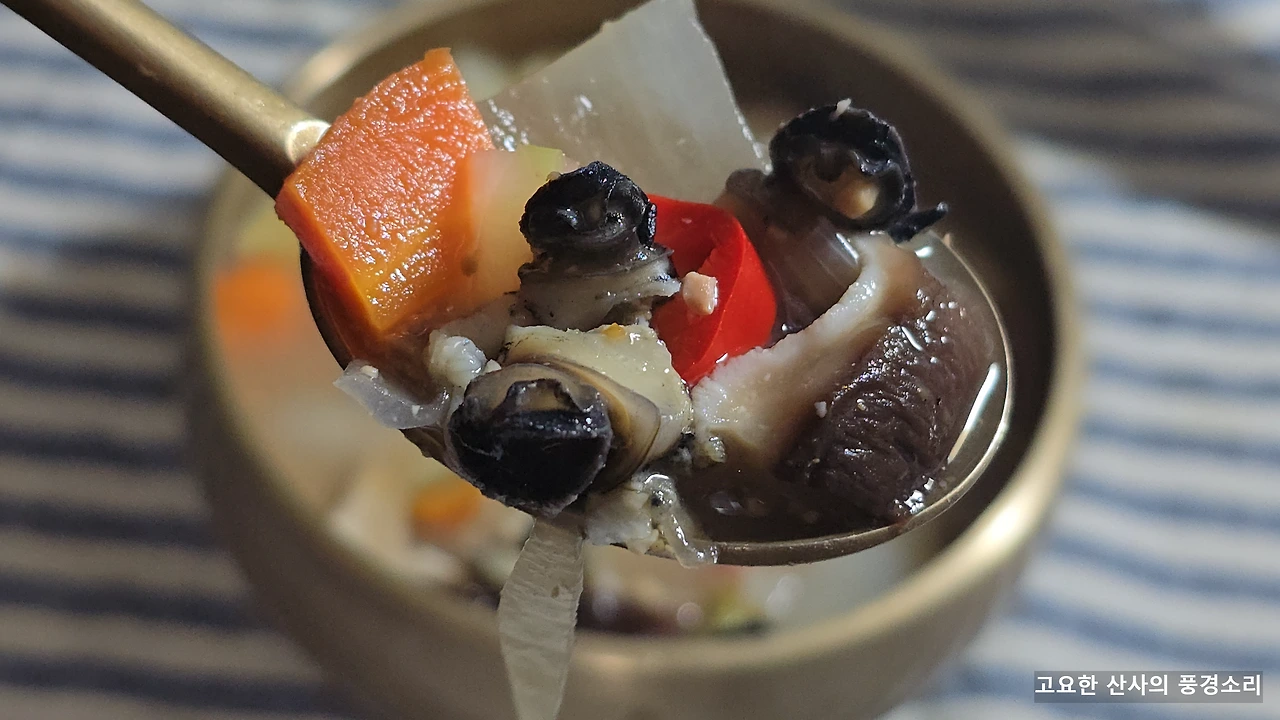 img.png?credential=yqXZFxpELC7KVnFOS48ylbz2pIh7yKj8&expires=1774969199&allow_ip=&allow_referer=&signature=KFF8MkC3CrFyCGWxYhUAPtvv3Uw%3D