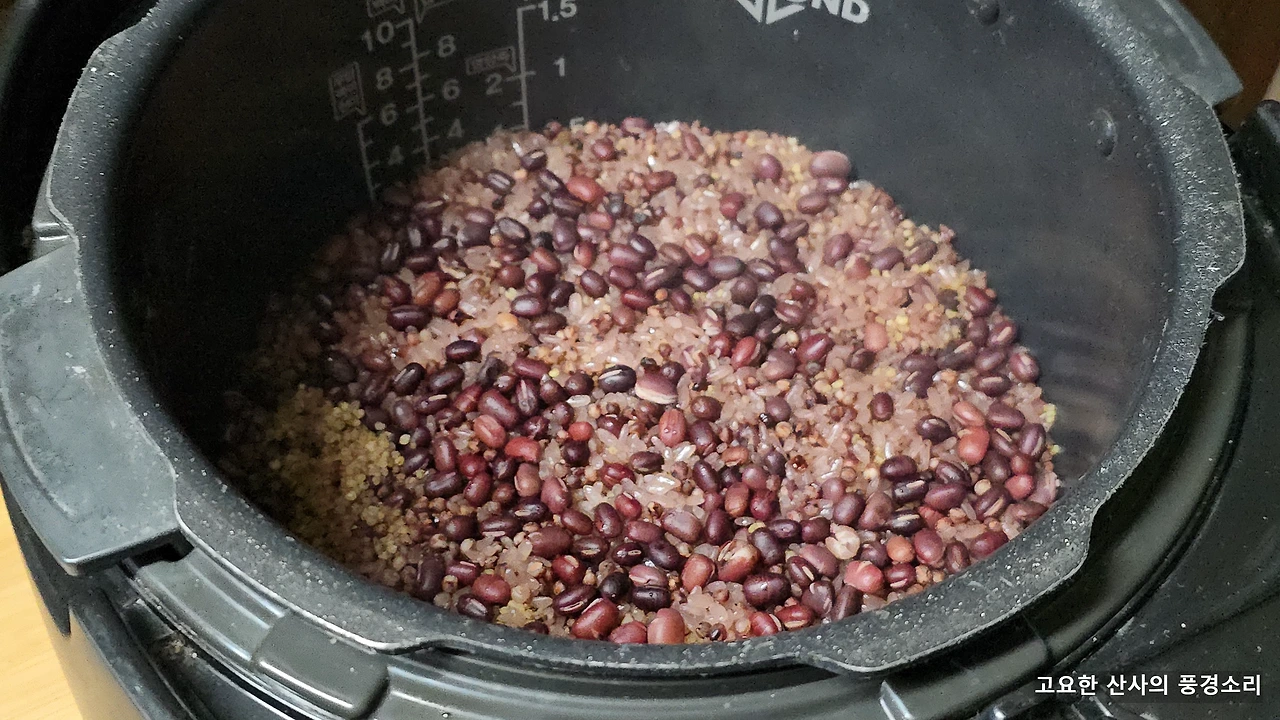 img.png?credential=yqXZFxpELC7KVnFOS48ylbz2pIh7yKj8&expires=1774969199&allow_ip=&allow_referer=&signature=WAqZRvb0RcV4mGOBeEBzqd0kUsQ%3D