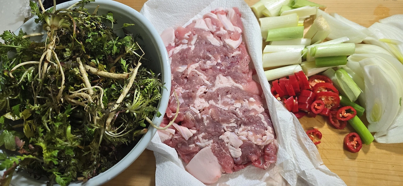 img.jpg?credential=yqXZFxpELC7KVnFOS48ylbz2pIh7yKj8&expires=1774969199&allow_ip=&allow_referer=&signature=qlQIK5t1K0LLOclkSdYD9Ev3560%3D