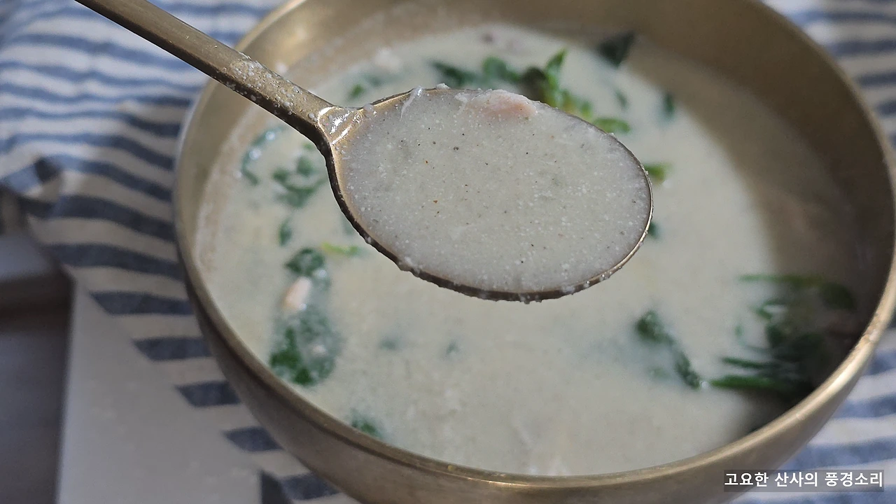 img.png?credential=yqXZFxpELC7KVnFOS48ylbz2pIh7yKj8&expires=1772290799&allow_ip=&allow_referer=&signature=M2rN52bGFFb9FGuaidT3VInkxyg%3D