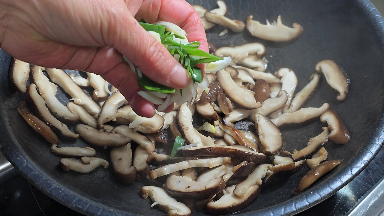 img.jpg?credential=yqXZFxpELC7KVnFOS48ylbz2pIh7yKj8&expires=1769871599&allow_ip=&allow_referer=&signature=J15TAwYzPggYpT6D1wXPalFWczA%3D