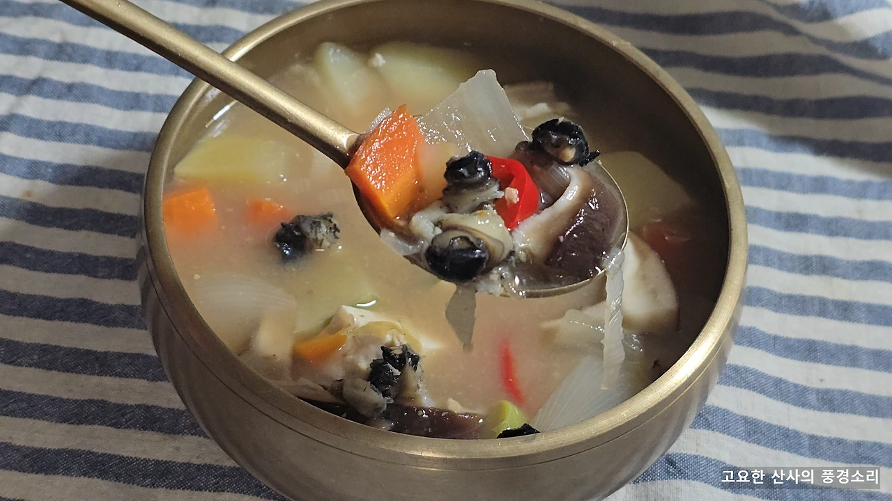 img.png?credential=yqXZFxpELC7KVnFOS48ylbz2pIh7yKj8&expires=1774969199&allow_ip=&allow_referer=&signature=x4ref4lD4GsKDWL%2FXxOALBoTFCM%3D