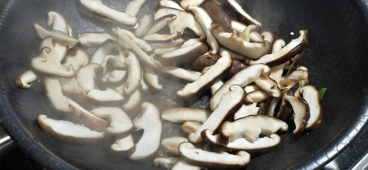 img.jpg?credential=yqXZFxpELC7KVnFOS48ylbz2pIh7yKj8&expires=1769871599&allow_ip=&allow_referer=&signature=wCPHB%2FMFZAMkXhnzw1rGcgX73q4%3D