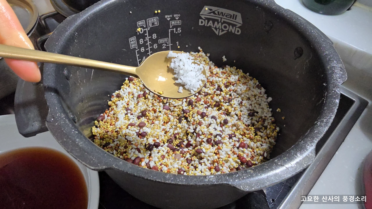 img.png?credential=yqXZFxpELC7KVnFOS48ylbz2pIh7yKj8&expires=1774969199&allow_ip=&allow_referer=&signature=R%2BuSBAS9Zn2UFUMf942AteDnNnM%3D