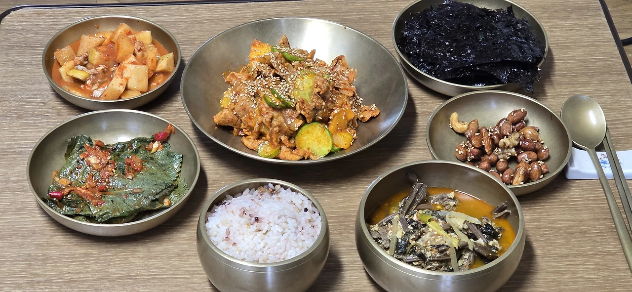 img.jpg?credential=yqXZFxpELC7KVnFOS48ylbz2pIh7yKj8&expires=1774969199&allow_ip=&allow_referer=&signature=Iu8OX3WOxh23fihQWwGERvUcpTE%3D