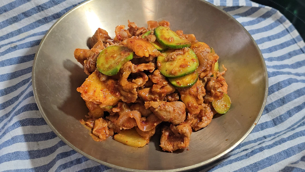 img.jpg?credential=yqXZFxpELC7KVnFOS48ylbz2pIh7yKj8&expires=1774969199&allow_ip=&allow_referer=&signature=xvPhW9BZe8tEZXh%2Bz6qBNfEzSPM%3D