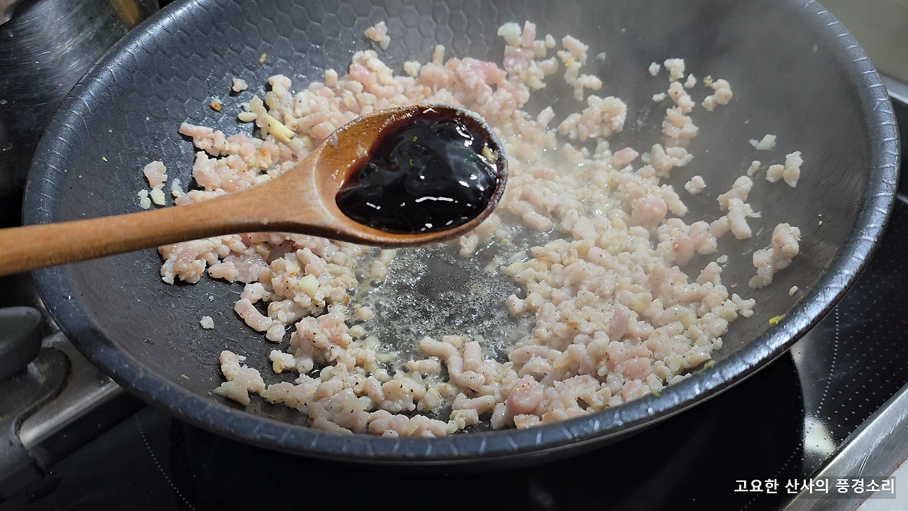 img.png?credential=yqXZFxpELC7KVnFOS48ylbz2pIh7yKj8&expires=1769871599&allow_ip=&allow_referer=&signature=K2pOA5M%2FFLyjZ782qKG2rpws5r0%3D