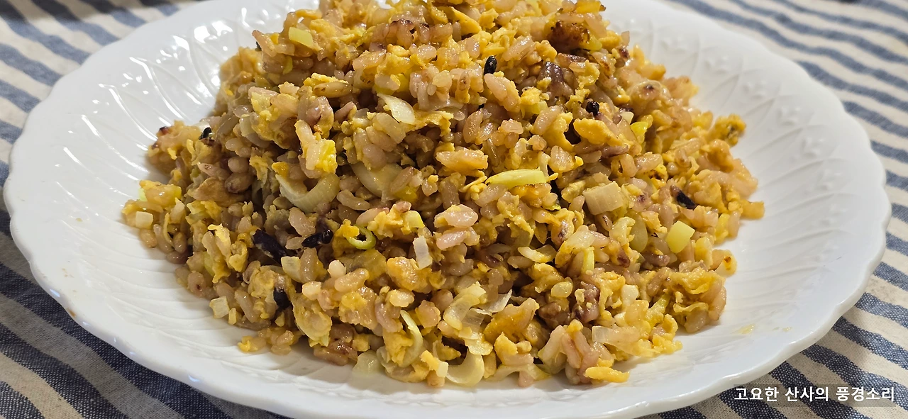 img.png?credential=yqXZFxpELC7KVnFOS48ylbz2pIh7yKj8&expires=1772290799&allow_ip=&allow_referer=&signature=VhslQ6W02oyGGyFOdBBrp3hokRI%3D