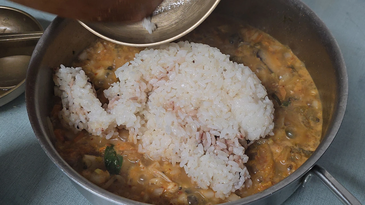 img.jpg?credential=yqXZFxpELC7KVnFOS48ylbz2pIh7yKj8&expires=1772290799&allow_ip=&allow_referer=&signature=d%2FyEqA25QwFiX9HOvpf7DM1RCjI%3D