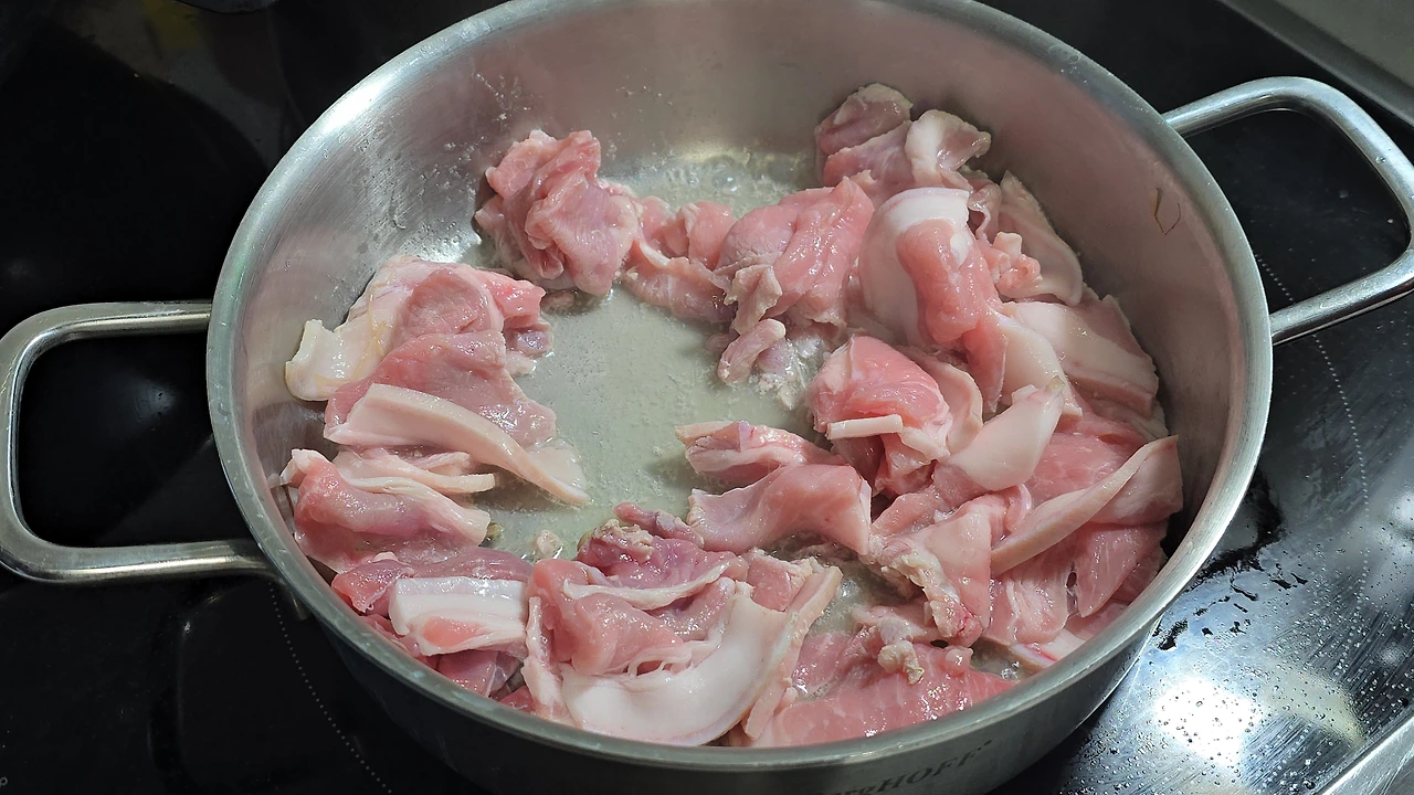 img.jpg?credential=yqXZFxpELC7KVnFOS48ylbz2pIh7yKj8&expires=1769871599&allow_ip=&allow_referer=&signature=exxnJyPsw8xvaQcls%2FGWsp%2BhLx4%3D