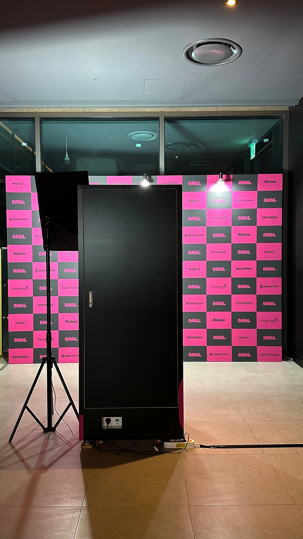 아우라픽 포토부스대여_렌탈_인생네컷기기렌탈18.jpeg