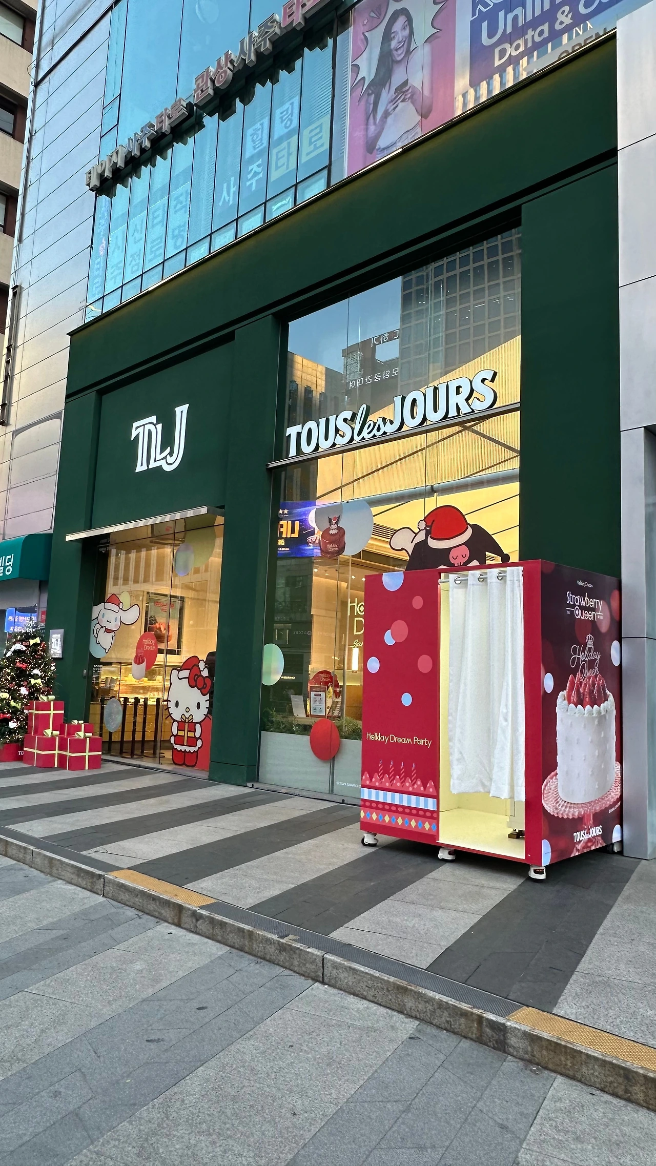 아우라픽 포토부스대여_렌탈_인생네컷기기렌탈8.jpeg