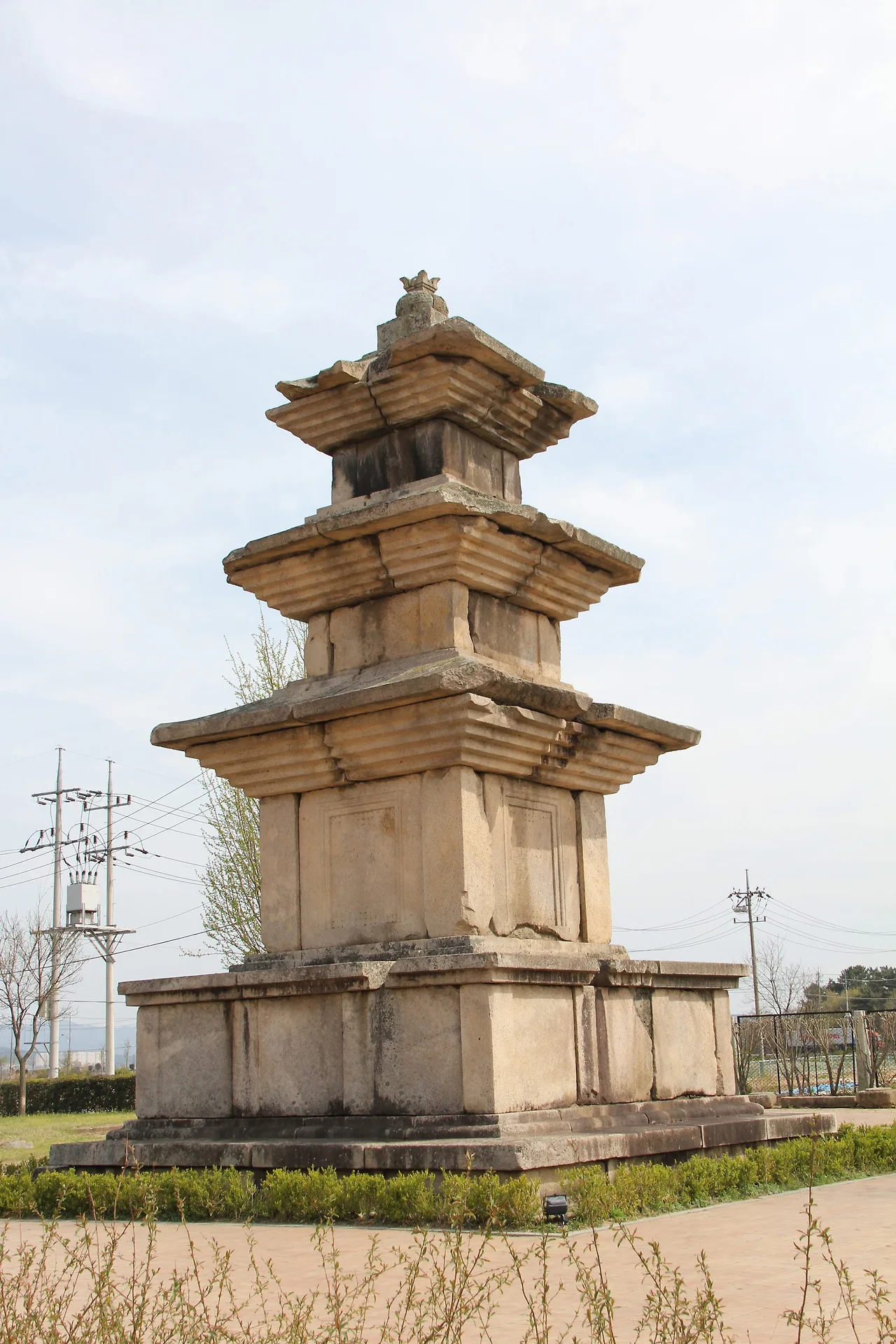 고선사지 삼층석탑 [사진제공 - 경주시 관광자원 영상이미지].JPG