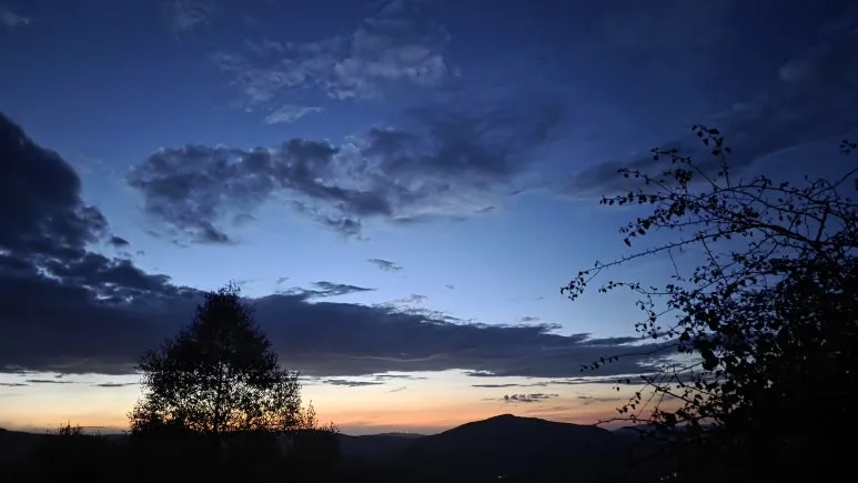 1760505695366.jpg?type=w773