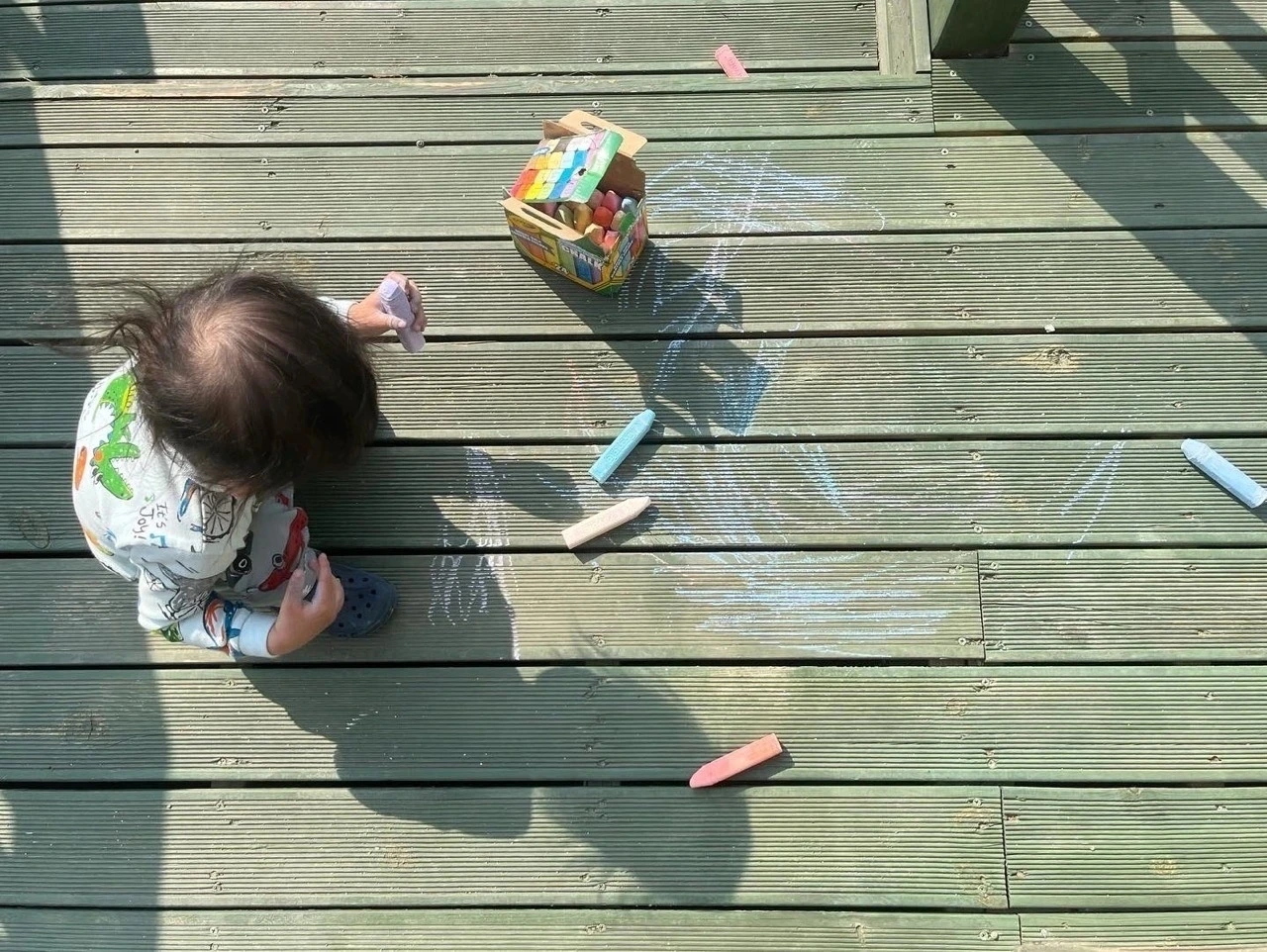 다운로드 (2) Large.jpeg