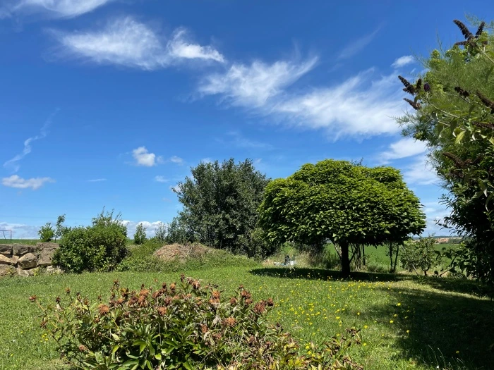 img.jpg?credential=yqXZFxpELC7KVnFOS48ylbz2pIh7yKj8&expires=1772290799&allow_ip=&allow_referer=&signature=tKCOiEV3g5FhHLlICL7OltqMdJQ%3D