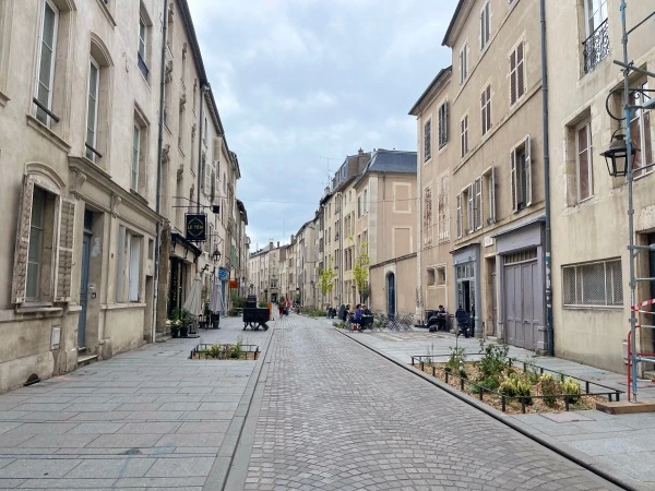 img.jpg?credential=yqXZFxpELC7KVnFOS48ylbz2pIh7yKj8&expires=1774969199&allow_ip=&allow_referer=&signature=tq2tIwL%2FLDL2Af0ijKlpWZWIP74%3D