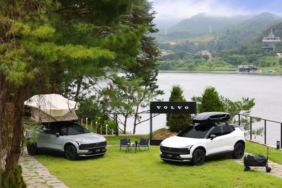 EX30_%ED%81%AC%EB%A1%9C%EC%8A%A4%EC%BB%A8%ED%8A%B8%EB%A6%AC_%EC%97%B0%EC%B6%9C_03.jpg?type=w1