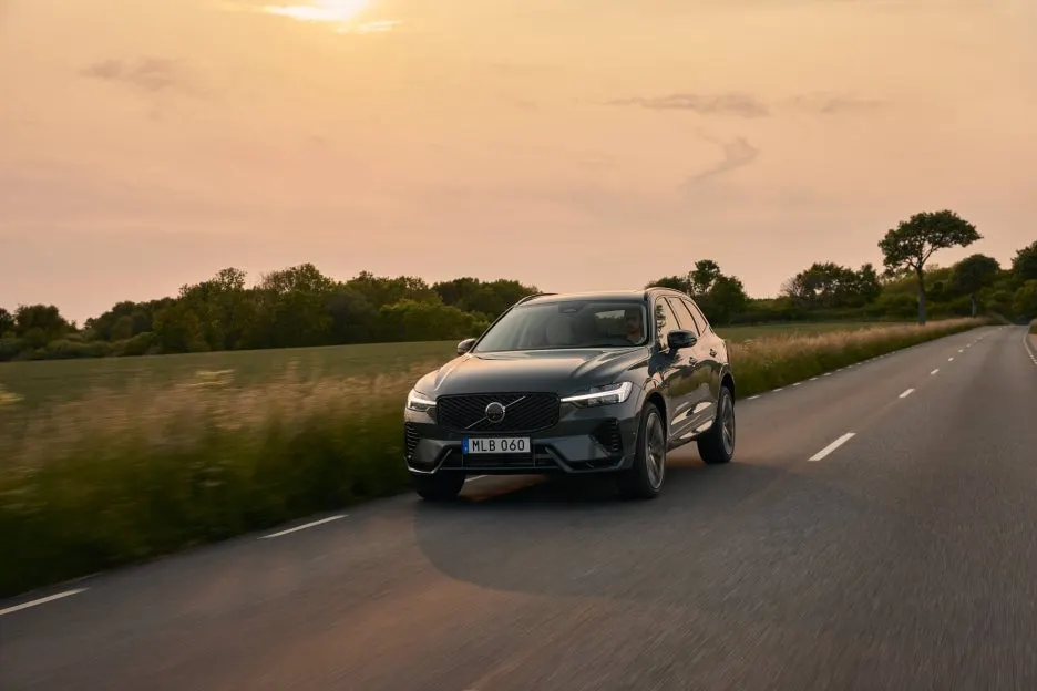 XC60_%EA%B8%80%EB%A1%9C%EB%B2%8C_%EC%97%90%EC%85%8B_(%EC%A3%BC%ED%96%89).jpg?type=w1