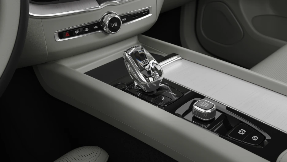 XC60_%EB%B8%94%EB%A1%A0%EB%93%9C_%EC%9D%B8%ED%85%8C%EB%A6%AC%EC%96%B4_(3).png?type=w1