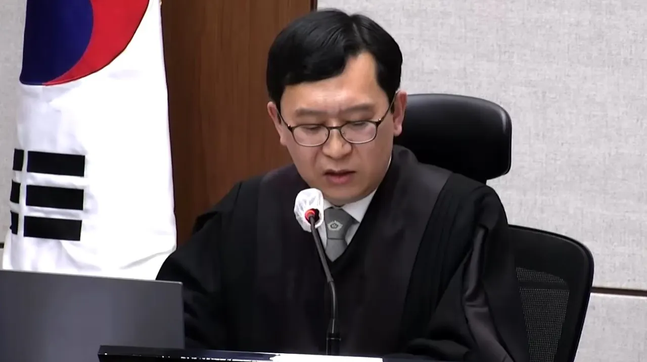 이진관 판사.JPG