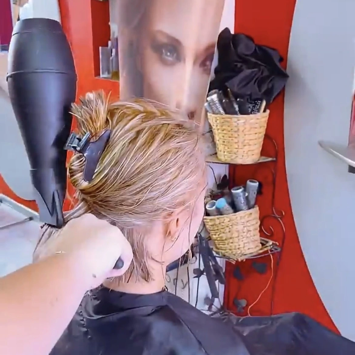 IE003583791_STD.jpg?20260219053508000