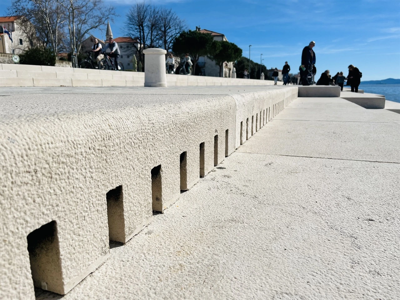 IE003585116_STD.jpg?20260223025742086