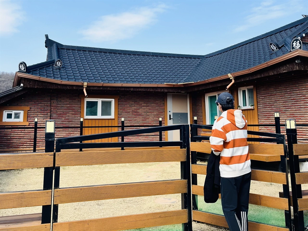 IE003599715_STD.jpg?20260330111905