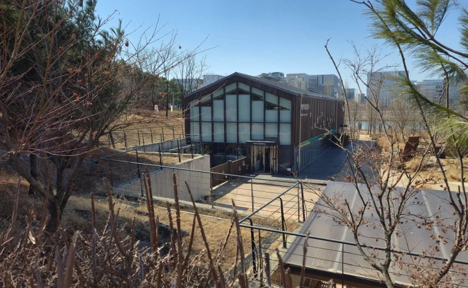 SE-40e1721e-bf16-4a85-a51f-9bee659cfec7.jpg?type=w1