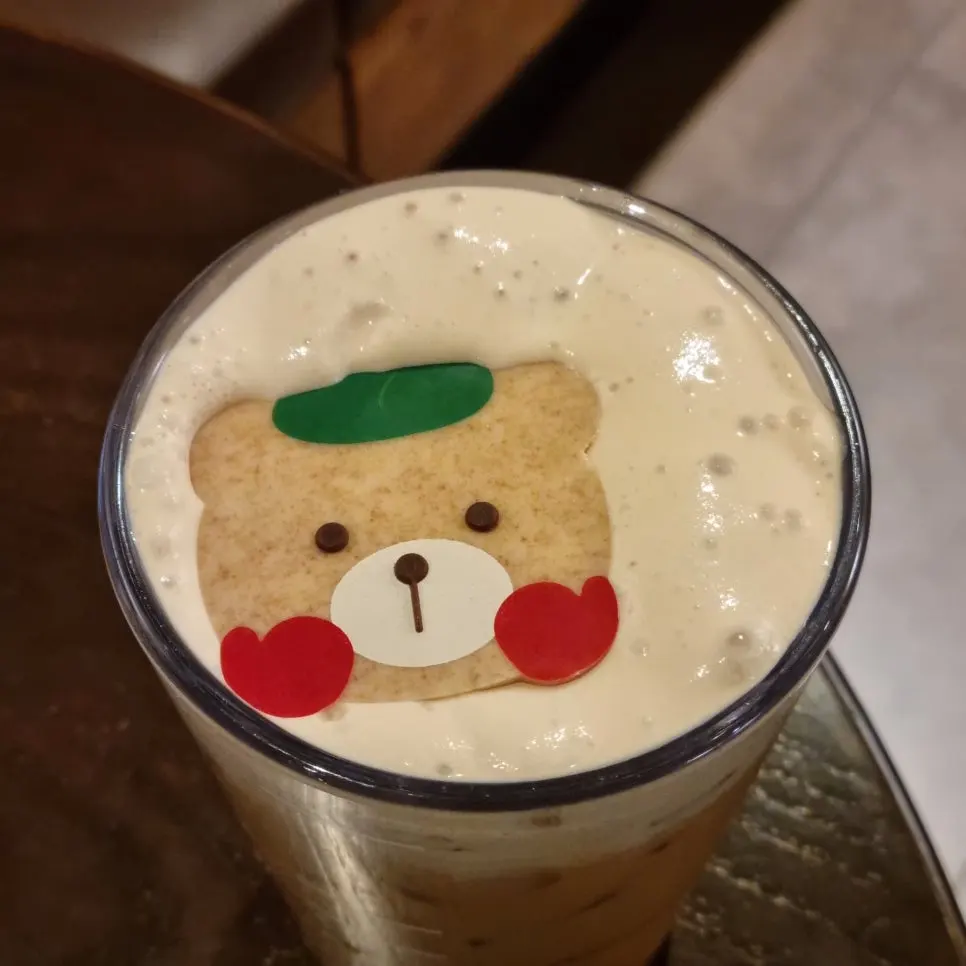 FGU4uKOVEAAWj08.jpg?type=w966