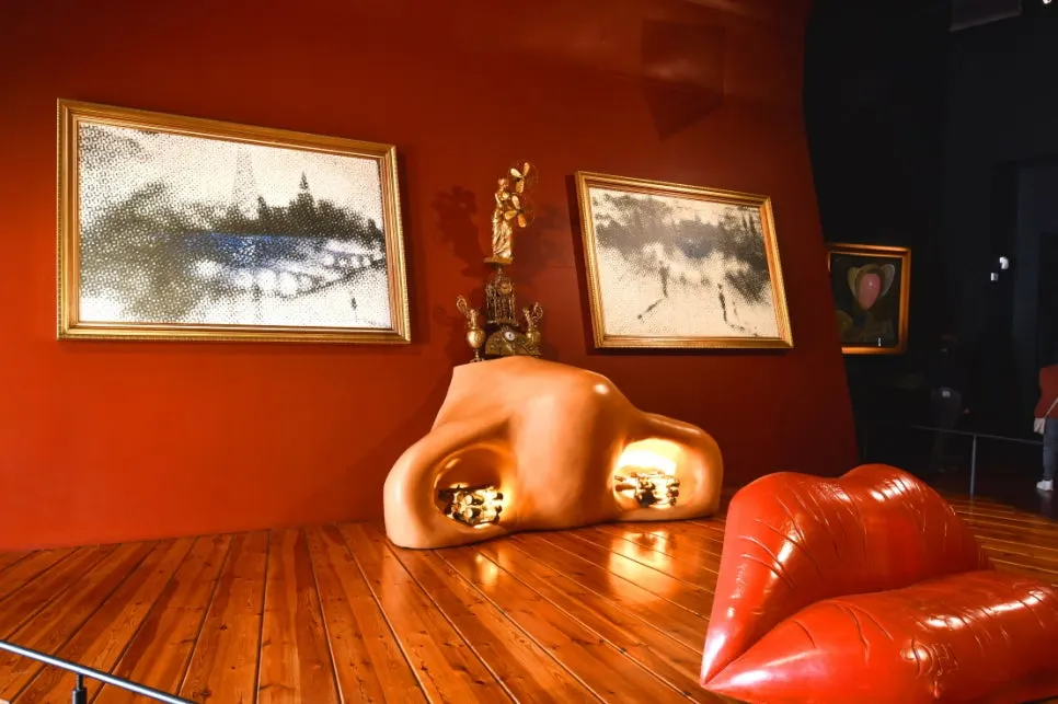 DSC_9702.JPG?type=w966