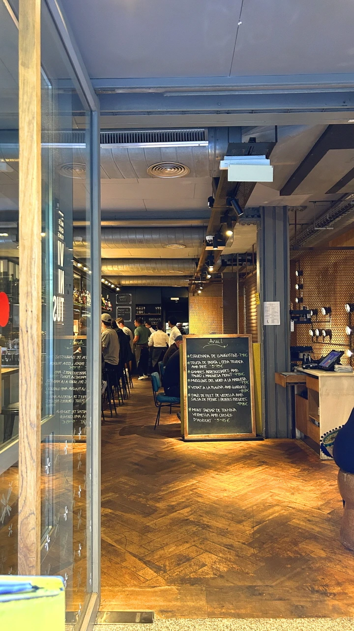 IMG_E0746.JPG?type=w966