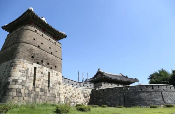 1 수원화성 화서문.PNG