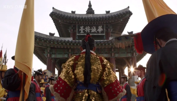 황금갑옷 정조.PNG