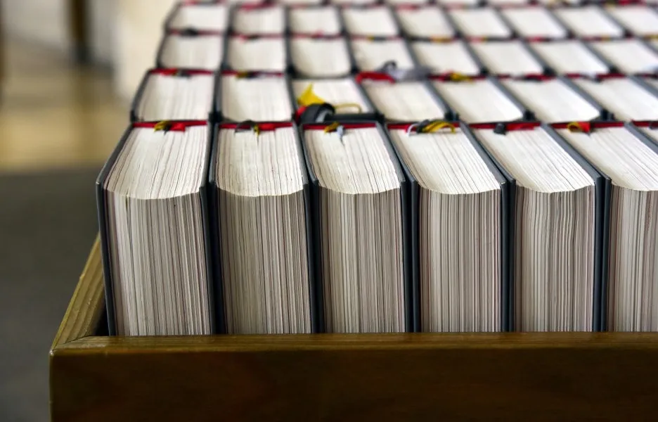 prayer-book-3549643_1280.jpg?type=w1