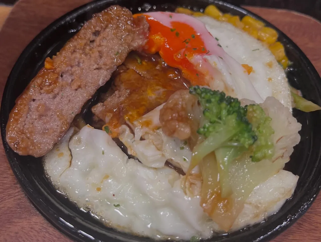 619986367_18547968838061814_6433018796432646452_n.jpg?stp=dst-jpegr_tt6&_nc_cat=111&ccb=1-7&_nc_sid=127cfc&_nc_ohc=wsW3nLs2omcQ7kNvwFHGG5a&_nc_oc=AdlbAg7LtA6QpEjTOLgKxW0lCjEY3-FGb3nUc6BF0rRaCnSXPFSnTYIzHkgUYKKPjWQ&_nc_zt=23&se=-1&_nc_ht=scontent-gmp1-1.xx&_nc_gid=HPC93kqG4Av3V9XZ1aPnCQ&oh=00_AfsUewrP3t24oe_zXt0sDfGkU1xos7VHkdCC4pSQr5vM0g&oe=6990E324