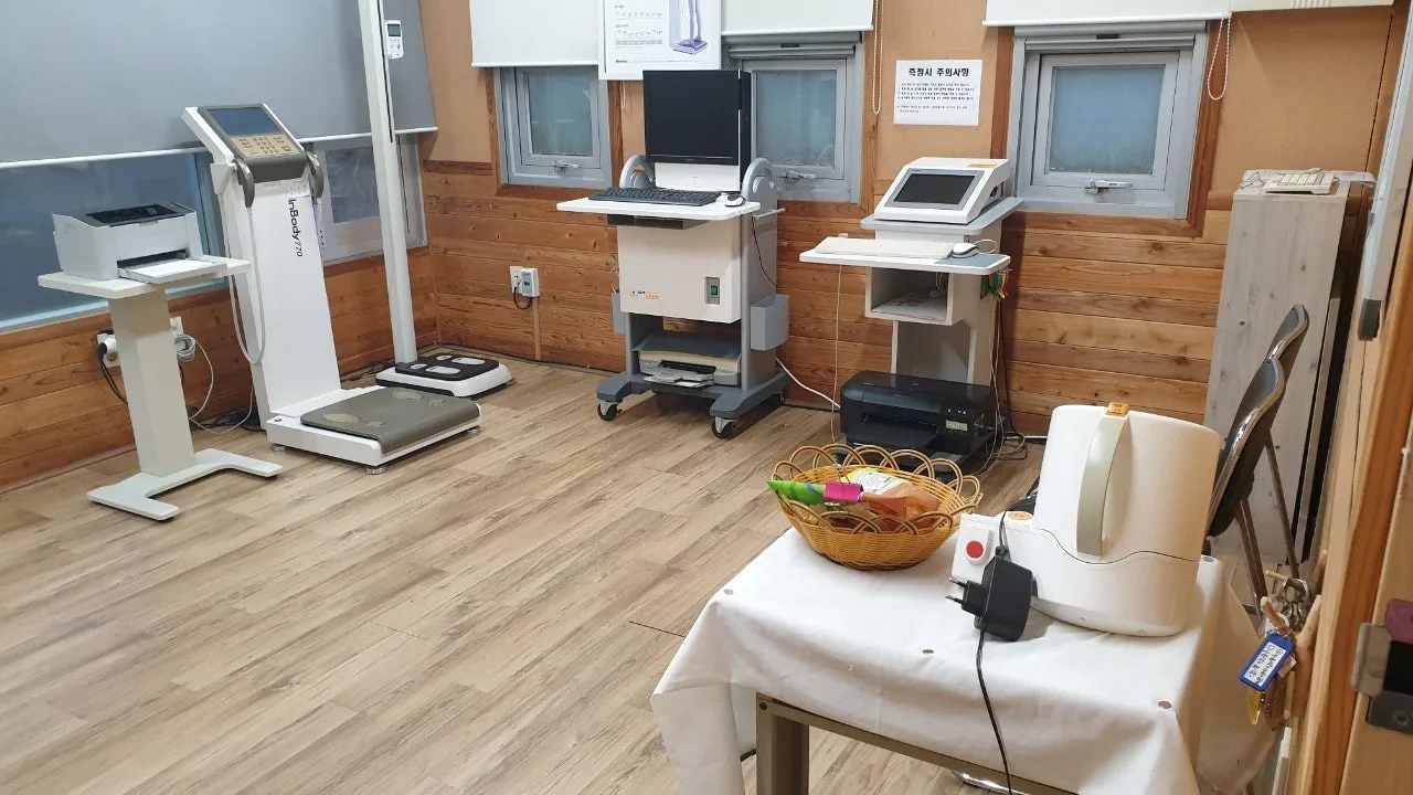 5_126Ud018svc1aeaxv47bkx27_qj5d0d.jpg?type=e1920_std