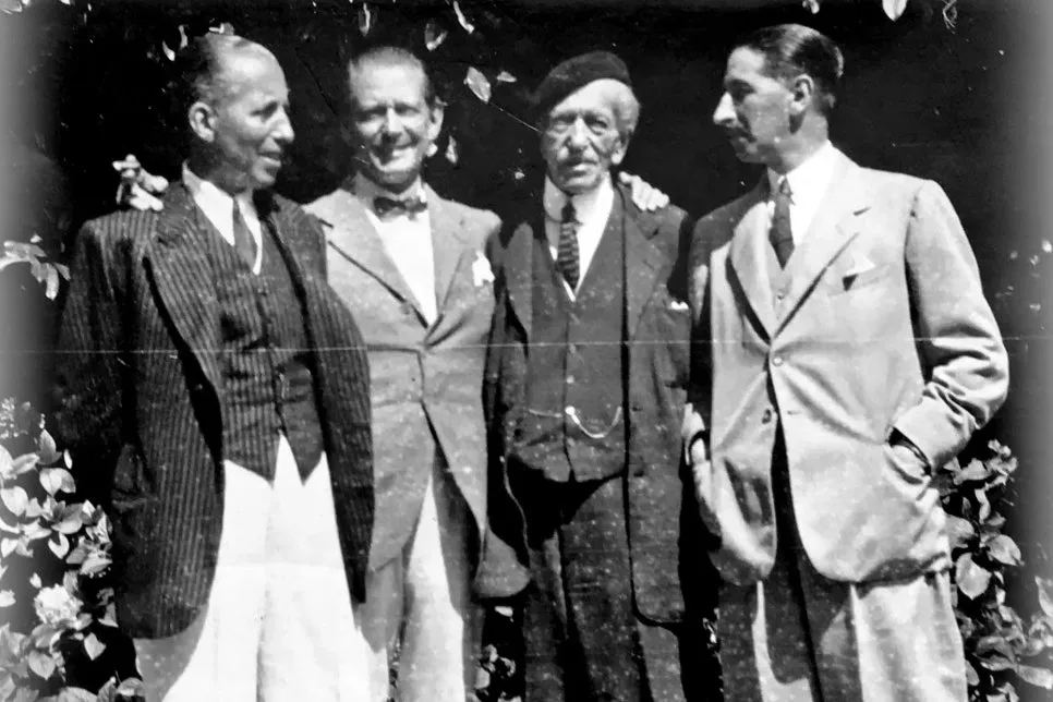 three-cartier-brothers-1922-courtesy-fcb.jpeg?type=w966